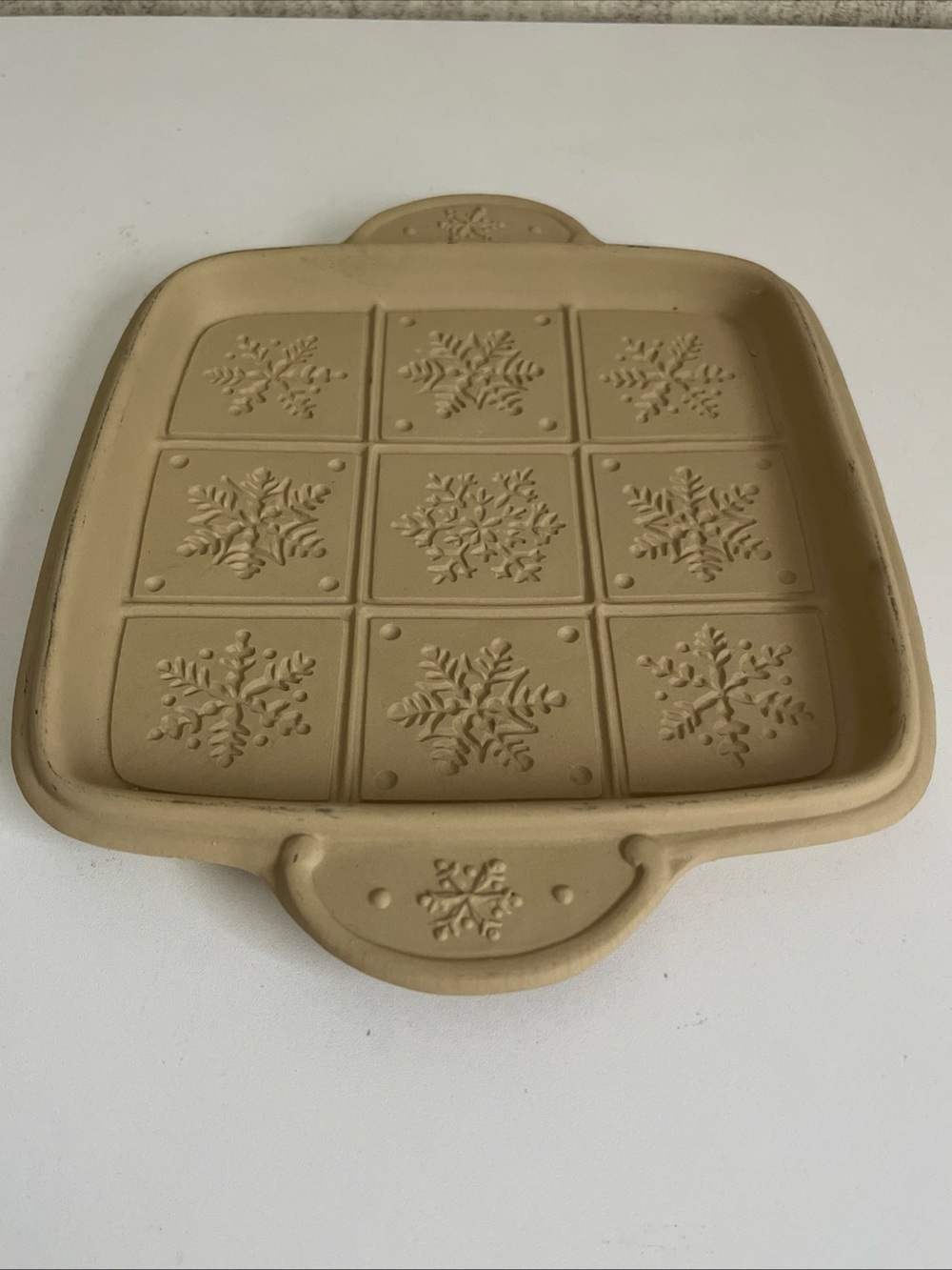 Brown Bag Cookie Art Cookie Snowflake Shortbread Ceramic Stoneware Square Pan - Picture 5 of 7